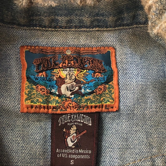 NWOT True Religion Distressed Denim Jacket - Picture 5 of 6